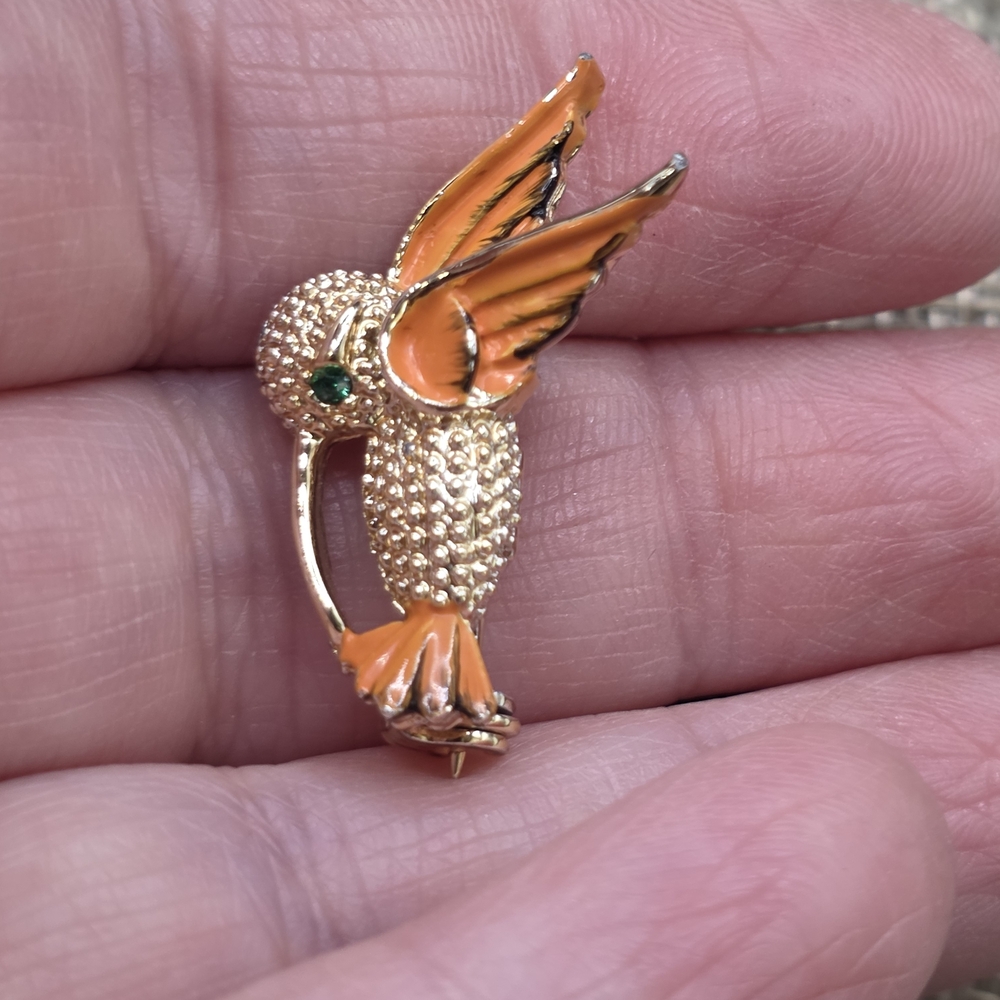 Gold and Orange Hummingbird Brooch‎